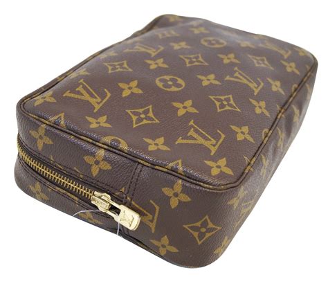 trousse toilette louis vuitton femme|trousse toilette gm monogram shadow.